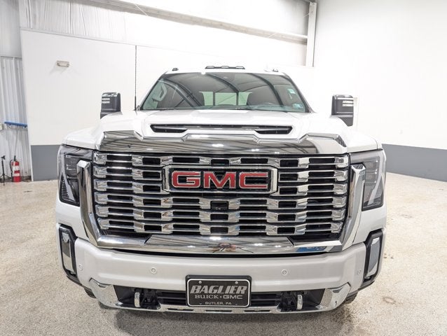2025 GMC Sierra 2500HD Denali