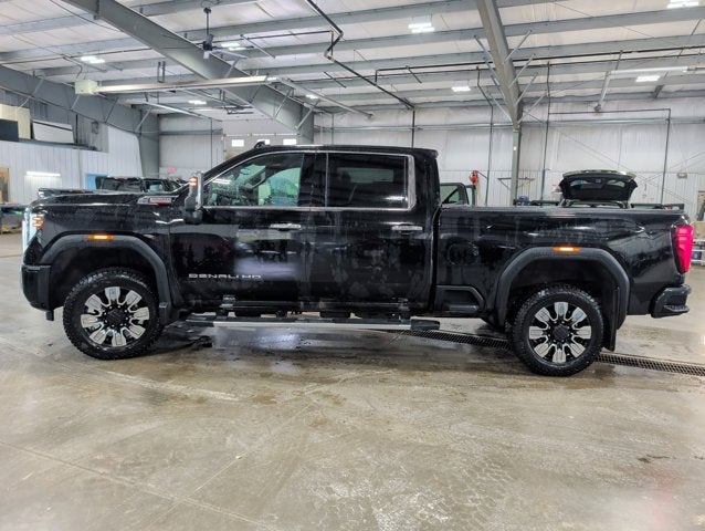 2025 GMC Sierra 2500HD Denali