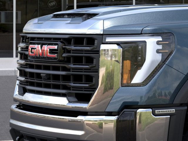 2026 GMC Sierra 3500HD Pro