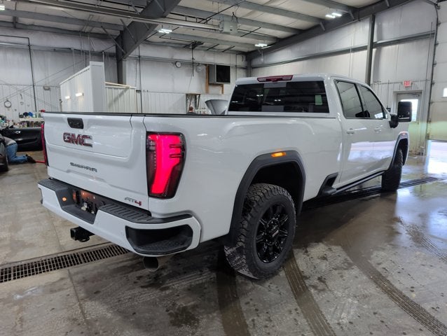 2025 GMC Sierra 3500HD AT4