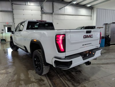2025 GMC Sierra 3500HD AT4