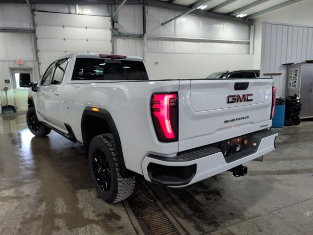 2025 GMC Sierra 3500HD AT4