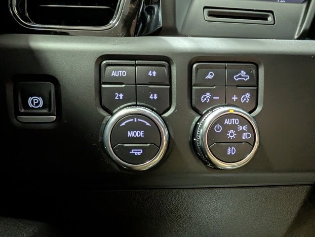 2025 GMC Sierra 3500HD AT4 Preferred Pkg Sunroof 5th Prep Thunderstorm SRW Standard Bed