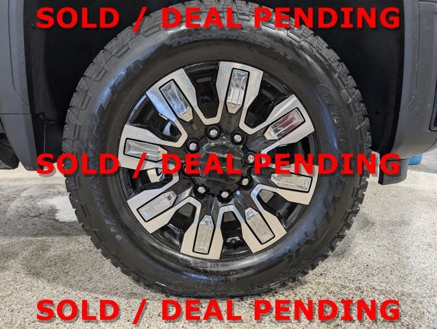 2025 GMC Sierra 3500HD Denali Reserve Diesel Standard Bed 5th Wheel Ready Power Boards