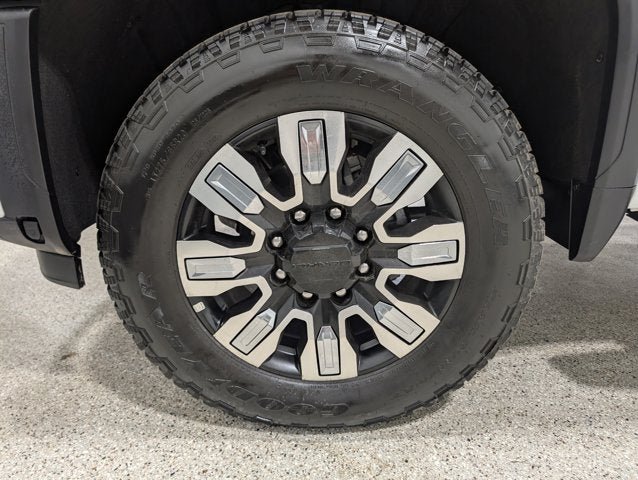2025 GMC Sierra 3500HD Denali