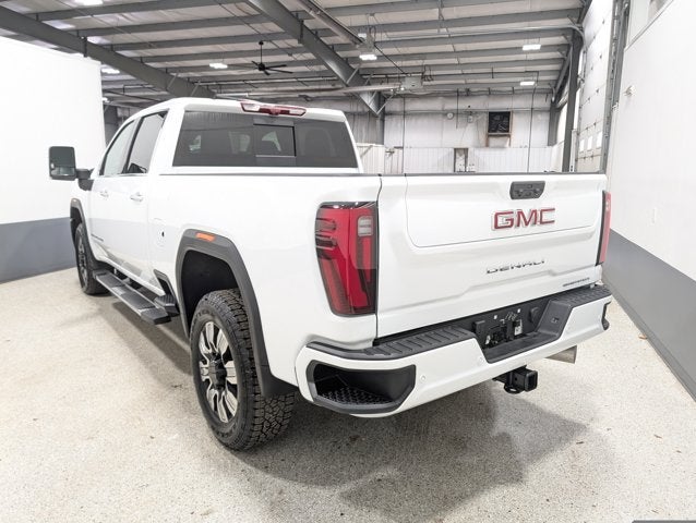 2025 GMC Sierra 3500HD Denali