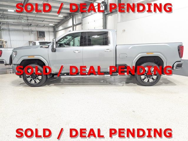 2025 GMC Sierra 3500HD Denali Reserve Long Bed Diesel SRW 5th Prep Molded Fender Flares