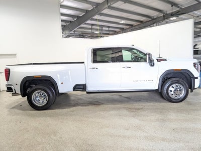 2026 GMC Sierra 3500HD Denali Reserve Dually 6.6L V8 Turbo-Diesel