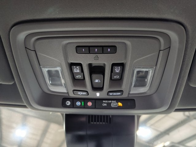 2025 GMC Sierra 3500HD Denali