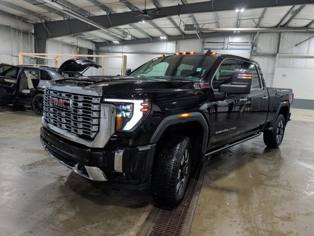 2025 GMC Sierra 3500HD Denali