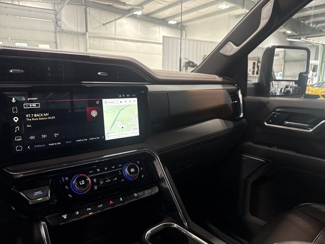2025 GMC Sierra 3500HD Denali Reserve Duramax Diesel 5th Wheel Prep Leather Sunroof