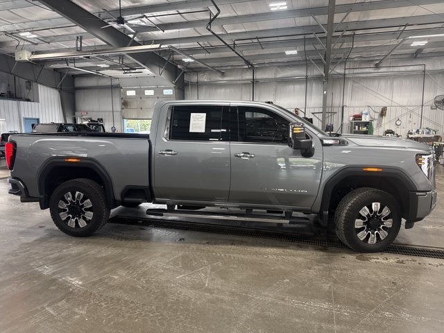 2025 GMC Sierra 3500HD Denali Reserve Duramax Diesel 5th Wheel Prep Leather Sunroof