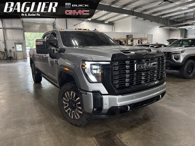 2025 GMC Sierra 2500HD Denali Ultimate 6.6L Turbo-Diesel V8 Gooseneck Prep Sterling Metallic