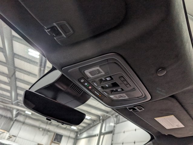 2025 GMC Sierra 2500HD Denali Ultimate 6.6L Turbo-Diesel V8 Gooseneck Prep Sterling Metallic