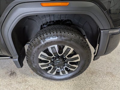 2025 GMC Sierra 2500HD Denali Ultimate Duramax 5th Wheel Prep Power Boards Sunroof