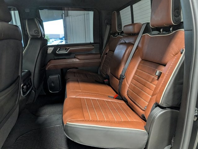 2025 GMC Sierra 2500HD Denali Ultimate Duramax 5th Wheel Prep Power Boards Sunroof