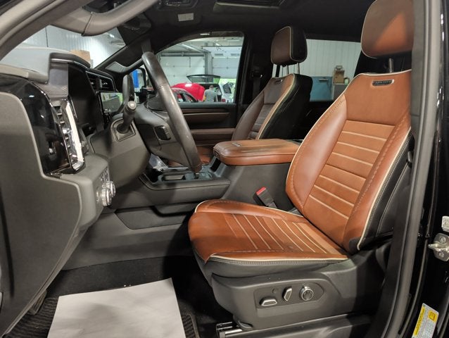 2025 GMC Sierra 2500HD Denali Ultimate Duramax 5th Wheel Prep Power Boards Sunroof