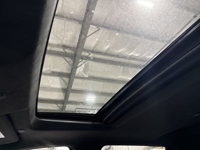 2025 GMC Sierra 2500HD Denali Ultimate Duramax 6.6L Turbo-Diesel Max Trailering Package White Frost