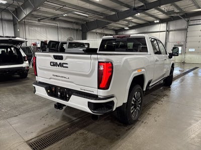 2025 GMC Sierra 2500HD Denali Ultimate Duramax 6.6L Turbo-Diesel Max Trailering Package White Frost