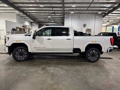 2025 GMC Sierra 2500HD Denali Ultimate Duramax 6.6L Turbo-Diesel Max Trailering Package White Frost