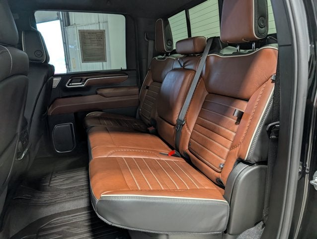 2025 GMC Sierra 3500HD Denali Ultimate 6.6L Turbo-Diesel DRW Gooseneck Package Onyx Black