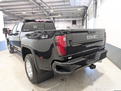 2025 GMC Sierra 3500HD Denali Ultimate 6.6L Turbo-Diesel DRW Gooseneck Package Onyx Black