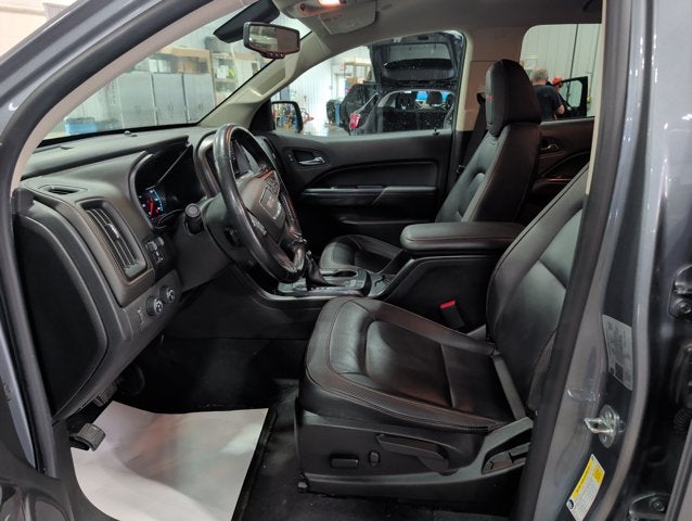 2022 GMC Canyon 4WD AT4 w/Leather