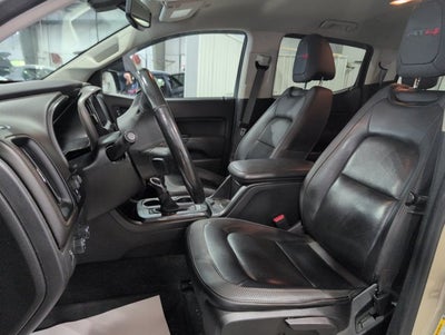 2022 GMC Canyon 4WD AT4 w/Leather
