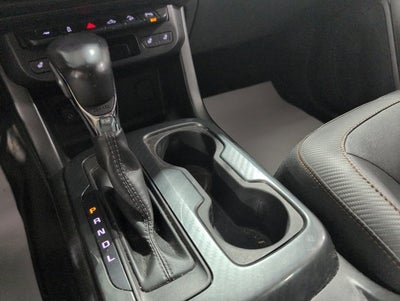 2022 GMC Canyon 4WD AT4 w/Leather