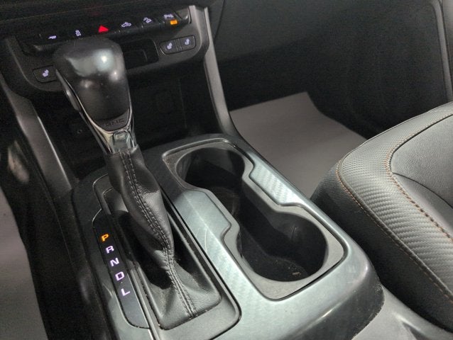 2022 GMC Canyon 4WD AT4 w/Leather