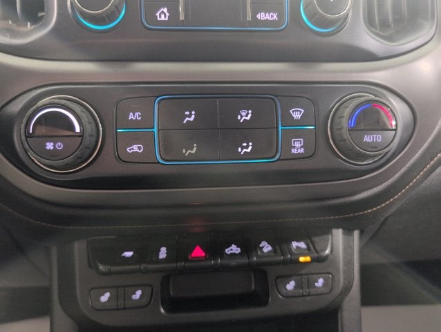 2022 GMC Canyon 4WD AT4 w/Leather