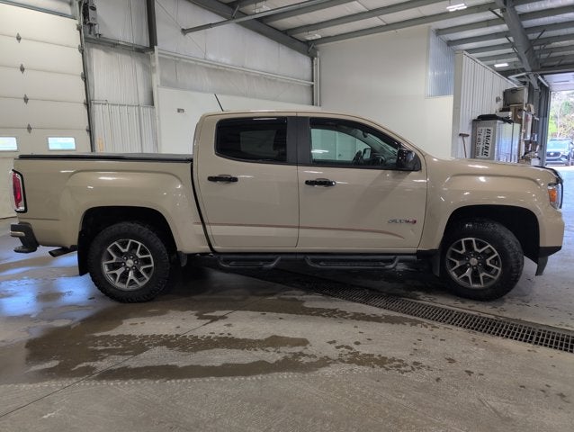 2022 GMC Canyon 4WD AT4 w/Leather
