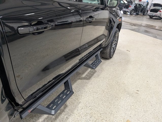 2024 GMC Canyon 4WD AT4