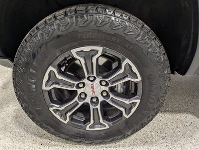 2024 GMC Canyon 4WD AT4