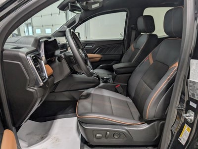 2024 GMC Canyon 4WD AT4
