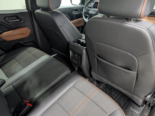 2024 GMC Canyon 4WD AT4