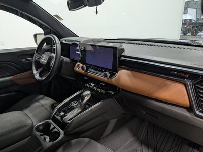 2024 GMC Canyon 4WD AT4