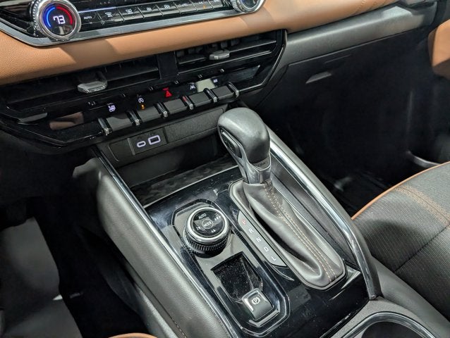 2024 GMC Canyon 4WD AT4