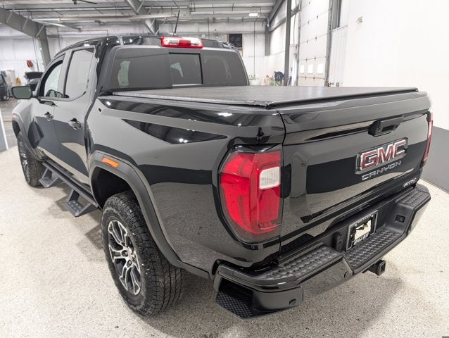 2024 GMC Canyon 4WD AT4