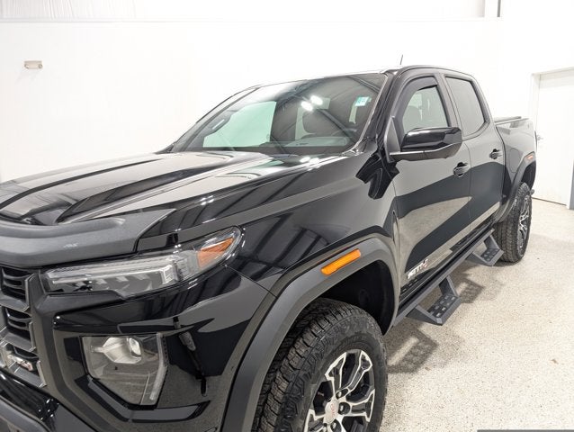 2024 GMC Canyon 4WD AT4
