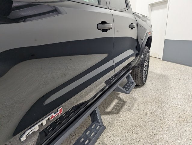 2024 GMC Canyon 4WD AT4