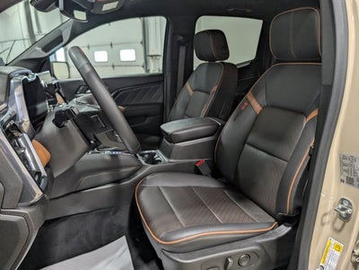 2023 GMC Canyon 4WD AT4