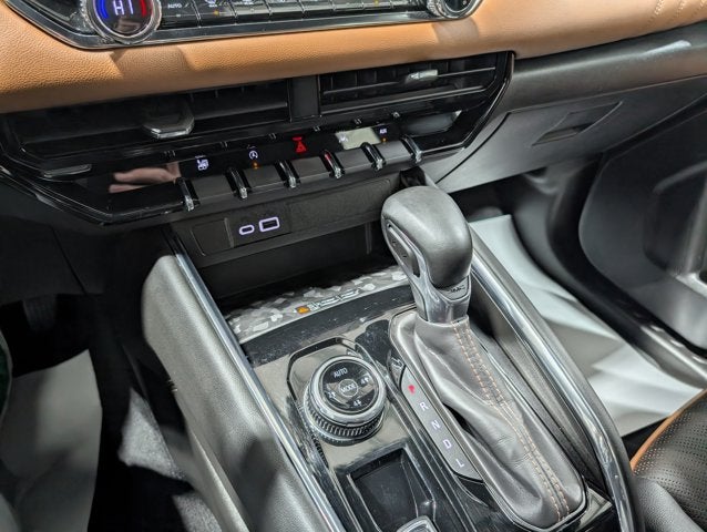 2023 GMC Canyon 4WD AT4