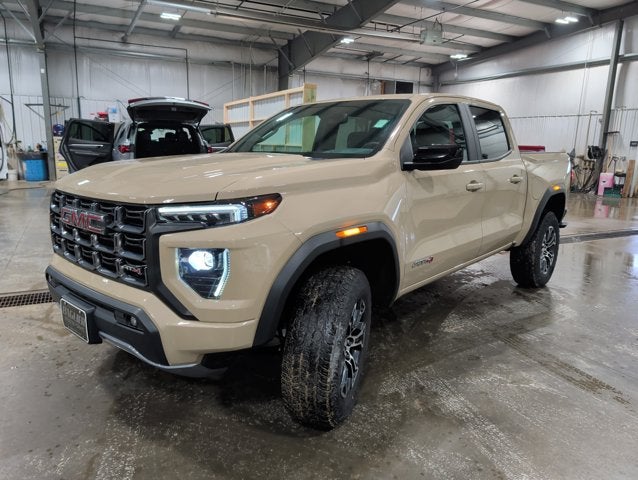 2023 GMC Canyon 4WD AT4