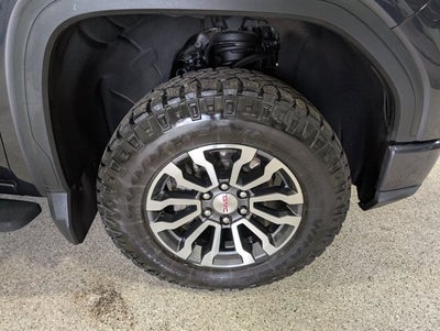 2022 GMC Sierra 1500 AT4 Premium Tech 6.2L V8 Crew Cab Standard Bed Titanium Rush Metallic