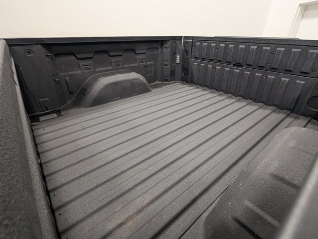 2022 GMC Sierra 1500 Limited Elevation Crew Elevation 5.3 V8 Buckets Pro Gate Short Bed Spray Liner