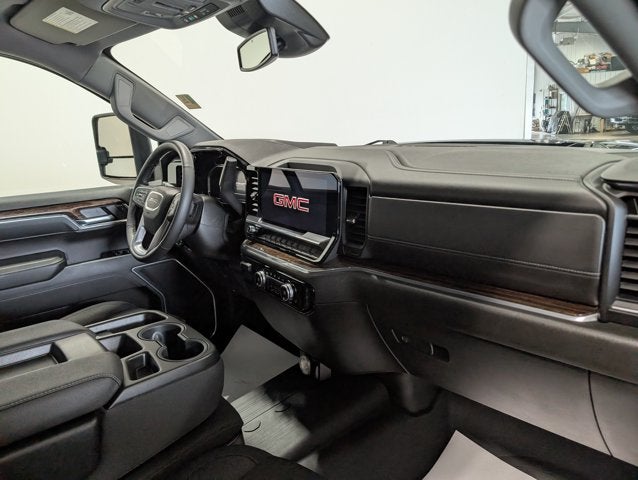 2024 GMC Sierra 1500 SLE Crew Cab Standard Bed 3.0L Duramax Turbo-Diesel X31 4WD Onyx Black
