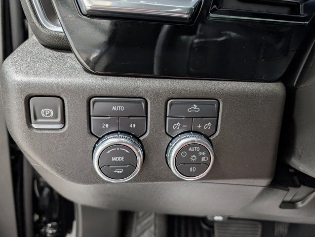 2025 GMC Sierra 1500 Elevation Diesel 3.0L Buckets Heated Wheel Tow Pkg