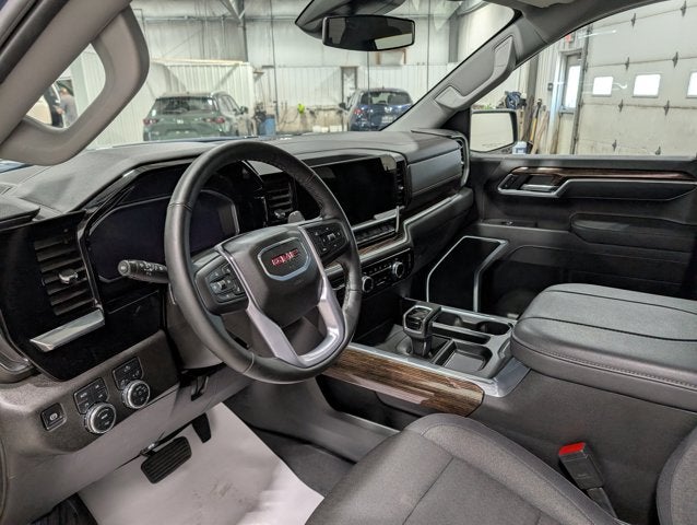 2026 GMC Sierra 1500 Elevation X31 ProGate Short Bed Downpour 5.3 V8
