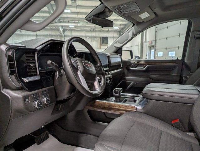 2025 GMC Sierra 1500 Elevation 5.3L V8 X31 Short Bed Buckets 20s Black Tubes